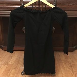 Long Sleeve Ribbed Ruffle Black Shirt